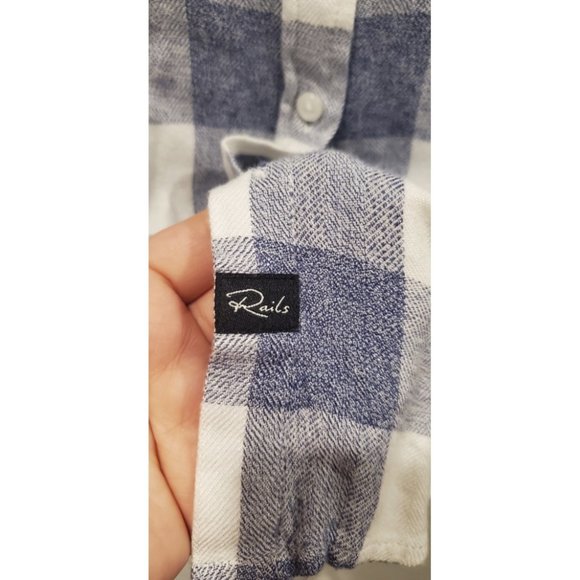 RAILS Button Down in Blue and White Shirt - Picture 4 of 5